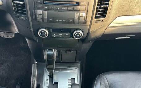 Mitsubishi Pajero IV, 2011 год, 2 150 000 рублей, 33 фотография