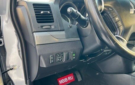 Mitsubishi Pajero IV, 2011 год, 2 150 000 рублей, 37 фотография