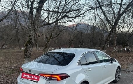 Toyota Corolla, 2021 год, 2 580 000 рублей, 4 фотография