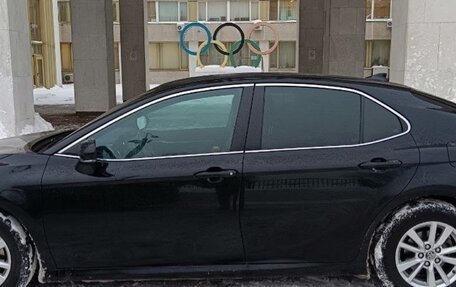 Toyota Camry, 2018 год, 2 100 000 рублей, 8 фотография