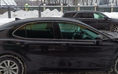 Toyota Camry, 2018 год, 2 100 000 рублей, 7 фотография