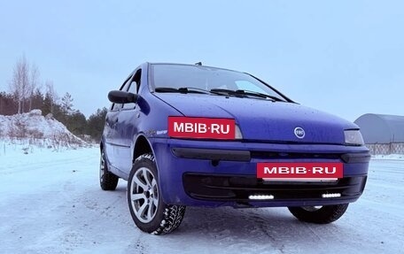 Fiat Punto III Punto Evo рестайлинг, 2000 год, 150 000 рублей, 3 фотография