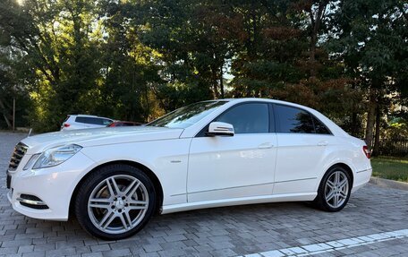 Mercedes-Benz E-Класс, 2012 год, 1 250 000 рублей, 1 фотография