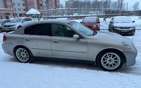 Nissan Skyline, 2001 год, 600 000 рублей, 4 фотография