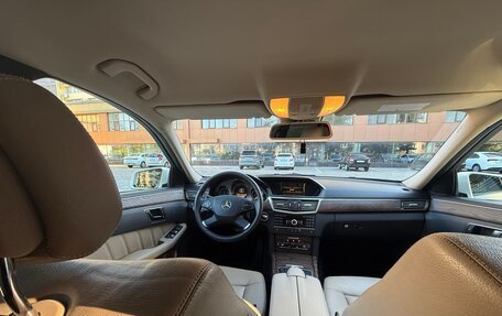 Mercedes-Benz E-Класс, 2012 год, 1 250 000 рублей, 11 фотография