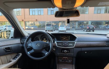 Mercedes-Benz E-Класс, 2012 год, 1 250 000 рублей, 9 фотография