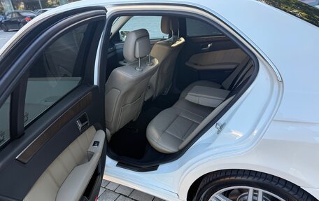 Mercedes-Benz E-Класс, 2012 год, 1 250 000 рублей, 18 фотография