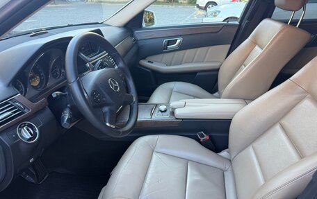 Mercedes-Benz E-Класс, 2012 год, 1 250 000 рублей, 21 фотография