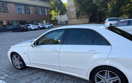 Mercedes-Benz E-Класс, 2012 год, 1 250 000 рублей, 19 фотография