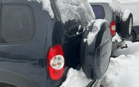 Chevrolet Niva I рестайлинг, 2014 год, 610 000 рублей, 3 фотография