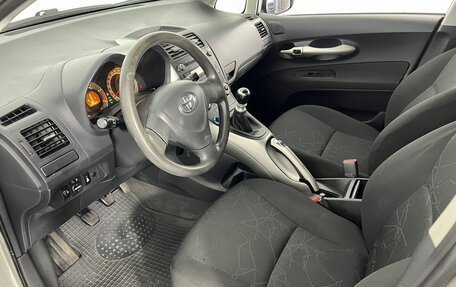 Toyota Auris II, 2009 год, 569 000 рублей, 10 фотография