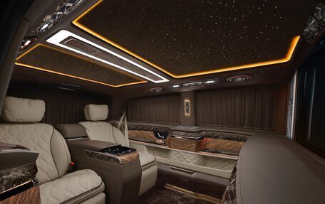 Mercedes-Benz V-Класс, 2025 год, 54 600 000 рублей, 2 фотография