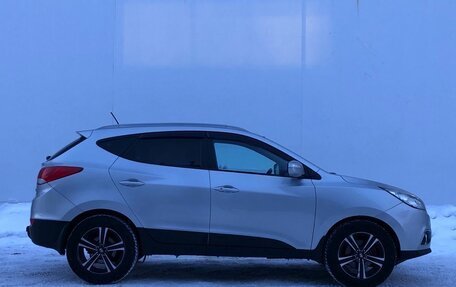 Hyundai ix35 I рестайлинг, 2011 год, 895 000 рублей, 4 фотография