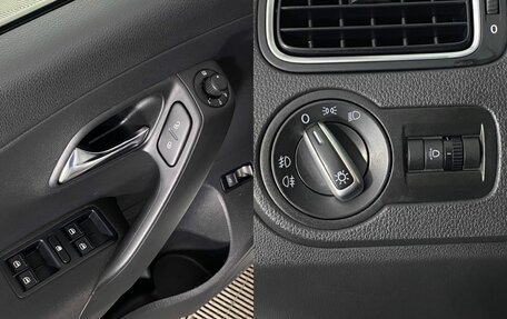 Volkswagen Polo VI (EU Market), 2013 год, 835 000 рублей, 19 фотография