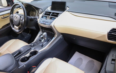 Lexus NX I, 2015 год, 2 929 000 рублей, 10 фотография