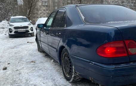 Mercedes-Benz E-Класс, 1997 год, 220 000 рублей, 6 фотография