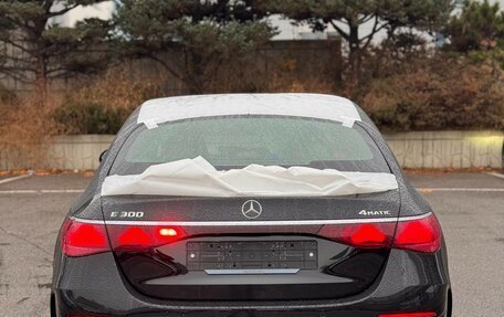 Mercedes-Benz E-Класс, 2025 год, 9 300 000 рублей, 4 фотография