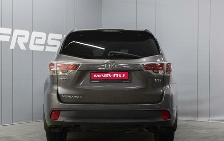 Toyota Highlander III, 2014 год, 3 150 000 рублей, 4 фотография