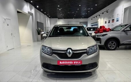 Renault Logan II, 2016 год, 725 000 рублей, 2 фотография