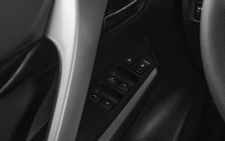 Mitsubishi Pajero Sport III рестайлинг, 2018 год, 2 445 000 рублей, 13 фотография