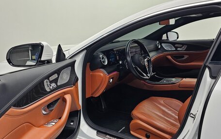 Mercedes-Benz CLS, 2022 год, 6 260 000 рублей, 5 фотография