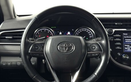 Toyota Camry, 2019 год, 2 730 000 рублей, 12 фотография