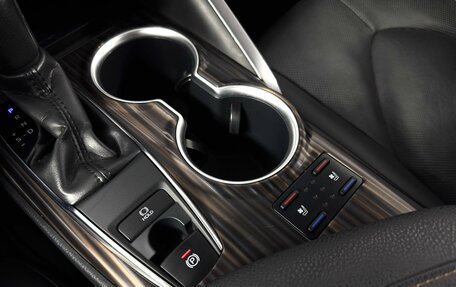 Toyota Camry, 2019 год, 2 730 000 рублей, 22 фотография