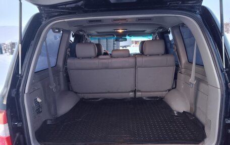 Toyota Land Cruiser 100 рестайлинг 2, 2007 год, 3 500 000 рублей, 12 фотография