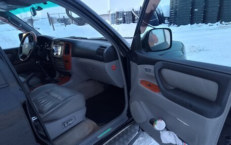 Toyota Land Cruiser 100 рестайлинг 2, 2007 год, 3 500 000 рублей, 25 фотография