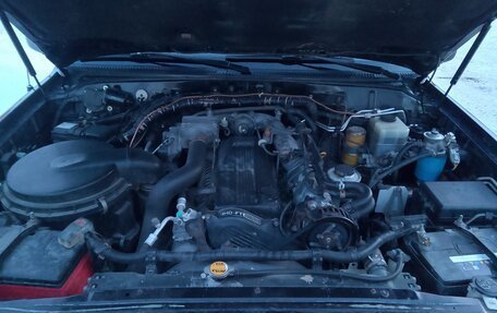 Toyota Land Cruiser 100 рестайлинг 2, 2007 год, 3 500 000 рублей, 31 фотография