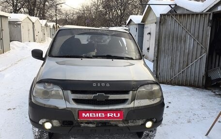 Chevrolet Niva I рестайлинг, 2012 год, 235 000 рублей, 1 фотография