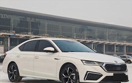 Skoda Octavia IV, 2022 год, 1 875 000 рублей, 1 фотография