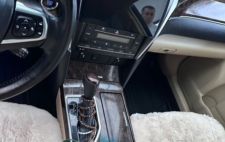 Toyota Camry, 2017 год, 2 300 000 рублей, 6 фотография