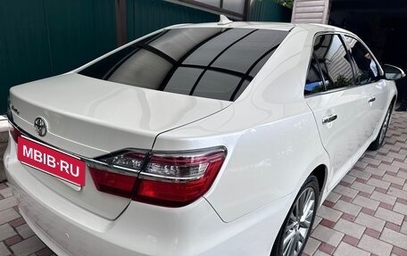 Toyota Camry, 2017 год, 2 300 000 рублей, 3 фотография