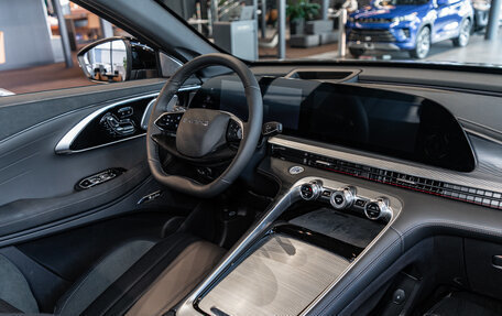 CheryExeed TXL, 2024 год, 3 880 000 рублей, 13 фотография