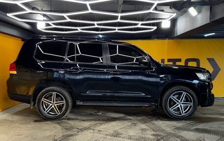 Toyota Land Cruiser 200, 2015 год, 3 899 000 рублей, 4 фотография