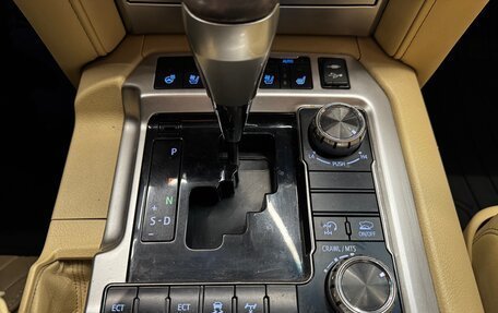 Toyota Land Cruiser 200, 2015 год, 3 899 000 рублей, 15 фотография