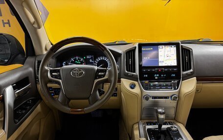 Toyota Land Cruiser 200, 2015 год, 3 899 000 рублей, 11 фотография