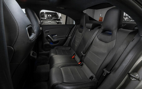 Mercedes-Benz CLA AMG, 2019 год, 3 280 000 рублей, 13 фотография