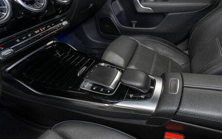 Mercedes-Benz CLA AMG, 2019 год, 3 280 000 рублей, 14 фотография