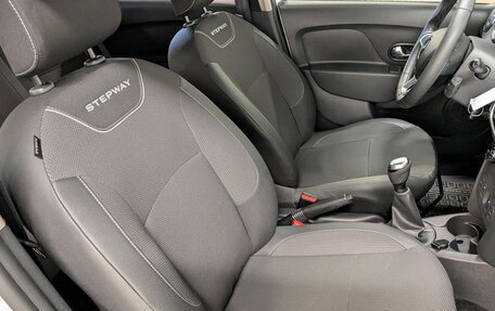 Renault Sandero II рестайлинг, 2021 год, 1 350 000 рублей, 23 фотография