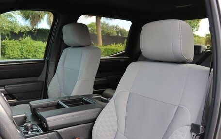 Toyota Tundra, 2024 год, 7 069 800 рублей, 16 фотография