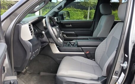 Toyota Tundra, 2024 год, 7 069 800 рублей, 12 фотография