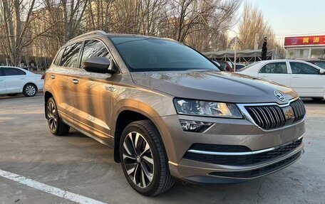 Skoda Karoq I, 2021 год, 1 675 000 рублей, 3 фотография