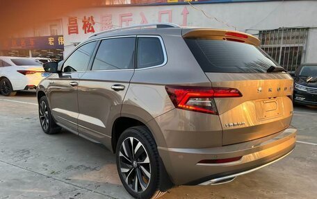 Skoda Karoq I, 2021 год, 1 675 000 рублей, 6 фотография