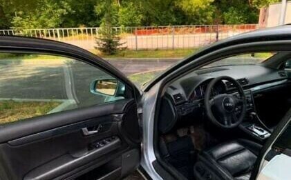 Audi A4, 2002 год, 750 000 рублей, 9 фотография