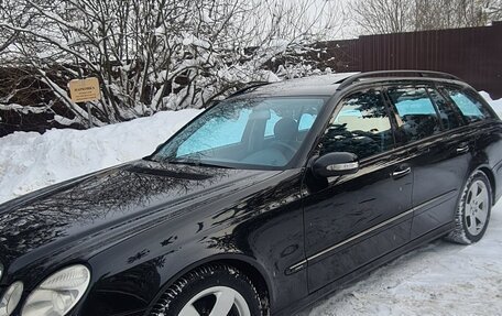 Mercedes-Benz E-Класс, 2004 год, 1 100 000 рублей, 3 фотография