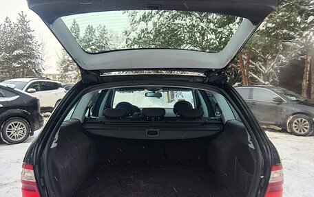 Mercedes-Benz E-Класс, 2004 год, 1 100 000 рублей, 20 фотография