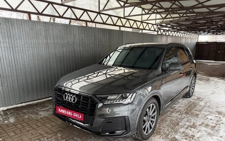 Audi Q7, 2023 год, 12 000 000 рублей, 2 фотография