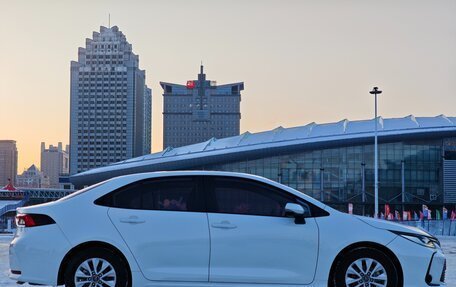 Toyota Corolla, 2021 год, 1 275 000 рублей, 4 фотография